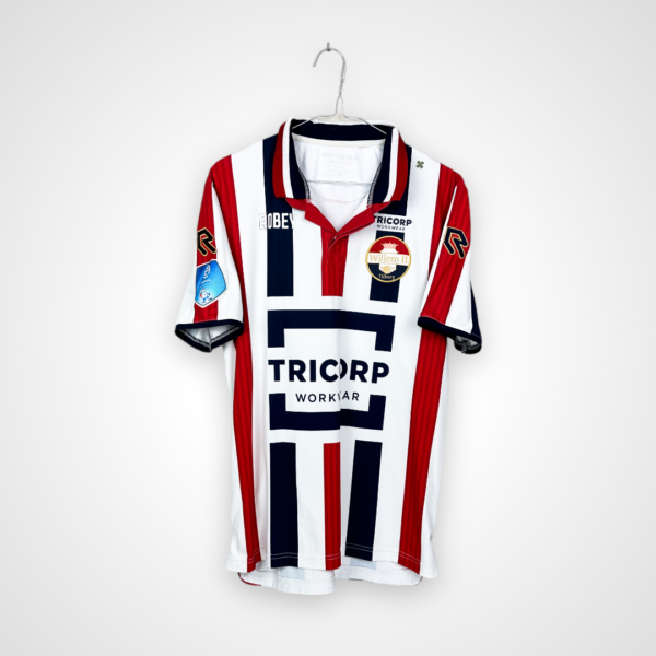 Koszulka piłkarska Willem II Tilburg, 2017/18 Home, stan bardzo dobry - nieznacznie popękany numer oraz nazwisko na plecach.- widok z tyłu