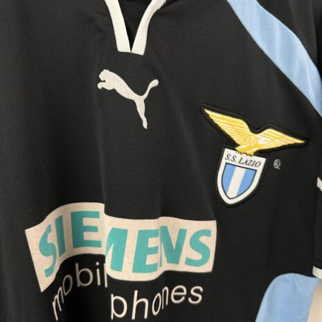 IMG_0862 Koszulka piłkarska Lazio, 2000/01 Away, stan słaby - zdarty logotyp pumy oraz trzy poważne zaciągnięcia na froncie i jedno mniejsze na rękawku.- widok dodatkowy 4