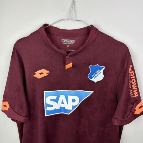 IMG_9624 TSG 1899 Hoffenheim Fußballtrikot, 2018/19 Dritter, sehr guter Zustand - Nahaufnahme der Vorderseite