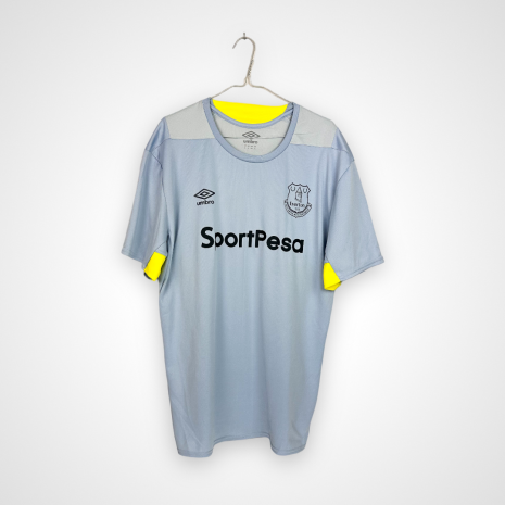 Everton FC football shirt, good condition - a few minor pulls.