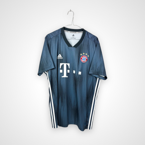 FC Bayern München Fußballtrikot, 2018/19 Dritter, sehr guter Zustand