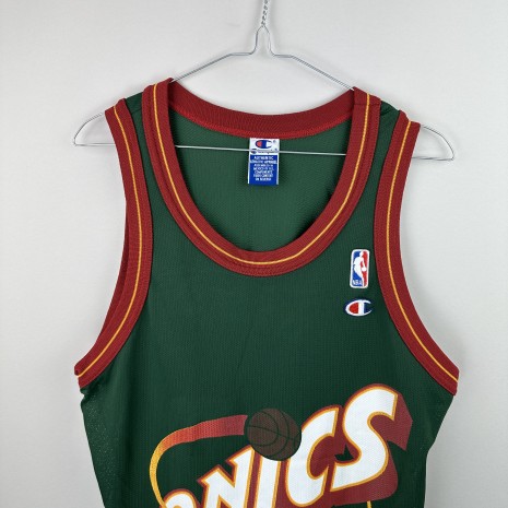 IMG_7753 Seattle SuperSonics Fußballtrikot, ausgezeichneter Zustand - Nahaufnahme der Vorderseite