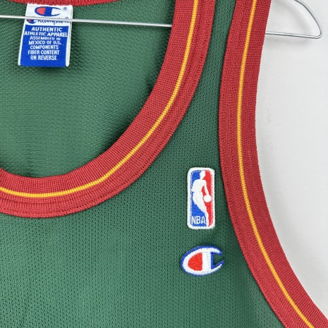 IMG_7754 Seattle SuperSonics Fußballtrikot, ausgezeichneter Zustand - zusätzliche Ansicht 3
