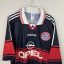 Koszulka piłkarska FC Bayern Monachium, 1997/99 Home, stan bardzo dobry - miejscami mikro zaciągnięcia.- zbliżenie na front