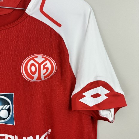 IMG_2438 FSV Mainz 05 Fußballtrikot, 2017/18 Home, sehr guter Zustand - kleine Risse am Sponsoraufdruck auf der Vorderseite - siehe extra 3
