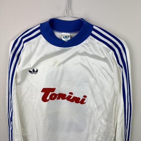 IMG_2926 Adidas Fußballtrikot, 1980er Jahre, ausgezeichneter Zustand - Nahaufnahme der Vorderseite