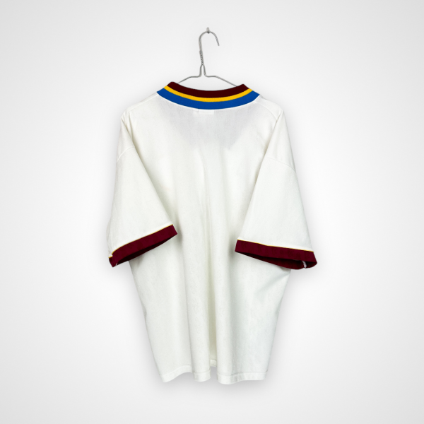 Koszulka piłkarska Burnley FC, 1995/96 Away, stan bardzo dobry - nieznacznie starty nadruk sponsora na froncie.- widok z tyłu