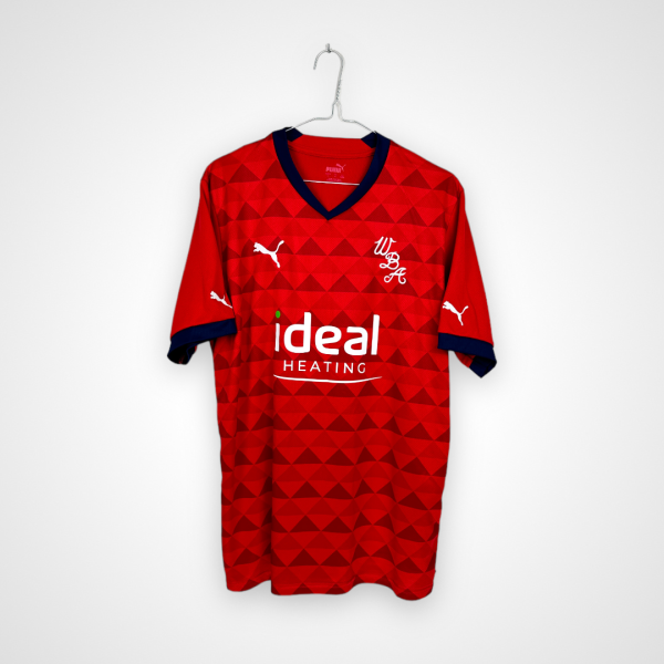 Koszulka piłkarska West Bromwich Albion, 2022/23 Third, stan bardzo dobry - jedno zaciągnięcie z tyłu koszulki.