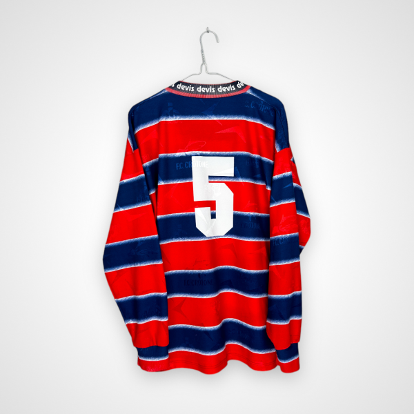 Koszulka piłkarska FC Crotone, 1998/99 Home, stan bardzo dobry - brak metki na karku, kilka drobnych zaciągnięć zarówno z przodu jak i z tyłu koszulki.- widok z tyłu