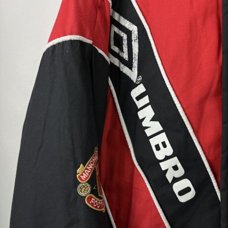 IMG_0636 Manchester United football shirt, 1996/98, good condition - cracked prints and some minor soiling.Additional view 5