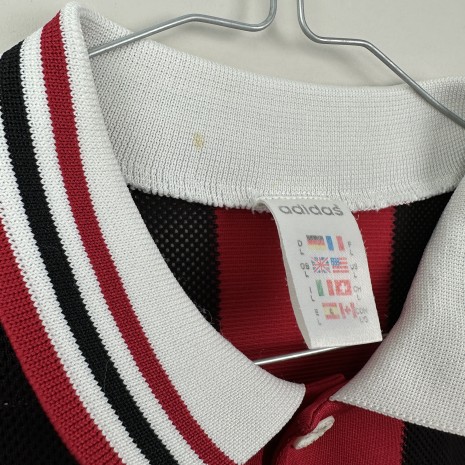 IMG_2383 OGC Nice Fußballtrikot, 1996/98 Home, sehr guter Zustand - kleiner Fleck am Kragen - siehe extra 4