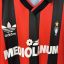 AC Milan Fußballtrikot, 1990/91 Home, schlechter Zustand - Beschädigung des Stoffes am Kragen, viele kleine bis mittelgroße Risse am ganzen Körper