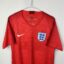 England Fußballtrikot, 2018/20 Away, ausgezeichneter Zustand - Nahaufnahme der Vorderseite