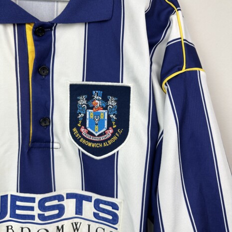 IMG_7324 West Bromwich Albion football shirt, 1995/96 Home, very good condition - a few micro stitches.- view extra 3