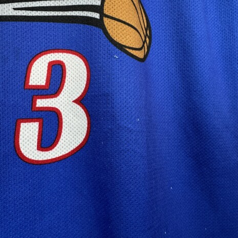 IMG_7801 Philadelphia 76'ers Fußballtrikot, Alternate, guter Zustand - es gibt eine ganze Reihe von Mikrostichen auf dem Trikot - siehe extra 6