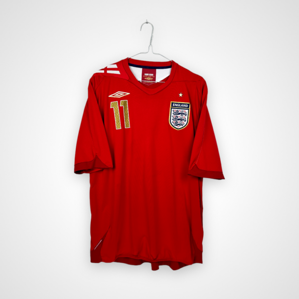 Koszulka piłkarska Anglia, 2006/08 Away, stan dobry - ślad po zaszytej dziurce na plecach.- widok z tyłu