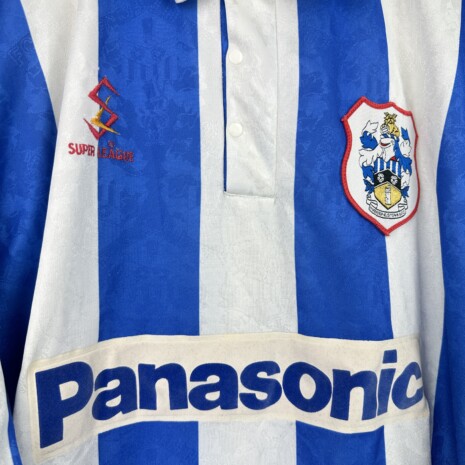 IMG_0312 Huddersfield Town Fußballtrikot, 1995/97 Home, sehr guter Zustand - zwei Micro Pulls - siehe extra 4
