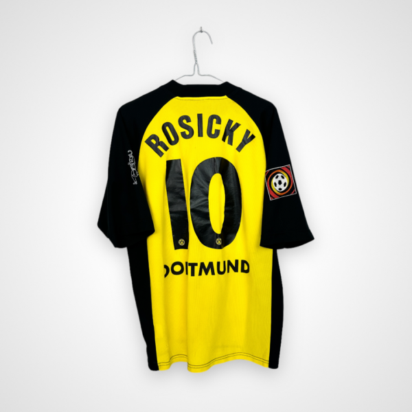 Koszulka piłkarska Borussia Dortmund, 2001/02 Home, stan zadowalający - uszkodzony herb na froncie (brak '09'), plamka na froncie oraz popękane nadruki na plecach.