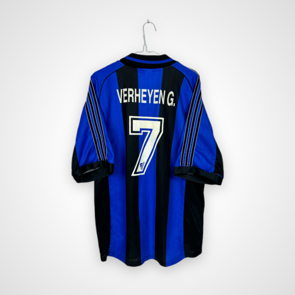 Koszulka piłkarska Club Brugge, 1999/00 Home, stan dobry - mikro zaciągnięcia z przodu i z tyłu koszulki oraz ucięta metka z rozmiarem na karku.