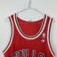 Chicago Bulls Fußballtrikot, Away, sehr guter Zustand - zwei kleine Flecken auf den Schultern - Nahaufnahme der Vorderseite