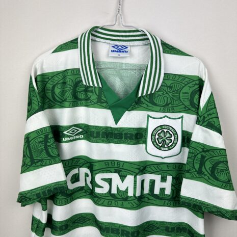 IMG_6746 Celtic FC Fußballtrikot, 1995/97 Home, ausgezeichneter Zustand - Nahaufnahme der Vorderseite