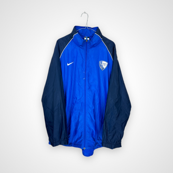 VFL Bochum Fußballtrikot, zufriedenstellender Zustand - Material an mehreren Stellen beschädigt.