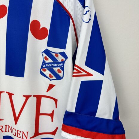 IMG_0103 SC Heerenveen Fußballtrikot, 2002/03 Home, sehr guter Zustand - ein Micro-Pull und ein Fleck auf der Rückseite des Trikots.weitere Ansicht 3