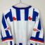 SC Heerenveen Fußballtrikot, 2002/03 Home, sehr guter Zustand - ein Micro-Pull und ein Fleck auf der Rückseite des Trikots.weitere Ansicht 6