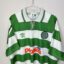 Koszulka piłkarska Celtic FC, 1991/92 Home, stan słaby - koszulka posiada kilka dziurek oraz zaciągnięć na froncie.- zbliżenie na front