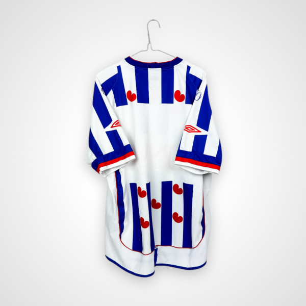 Koszulka piłkarska SC Heerenveen, 2002/03 Home, stan bardzo dobry - jedno mikro zaciągnięcie oraz plamka z tyłu koszulki.- widok z tyłu