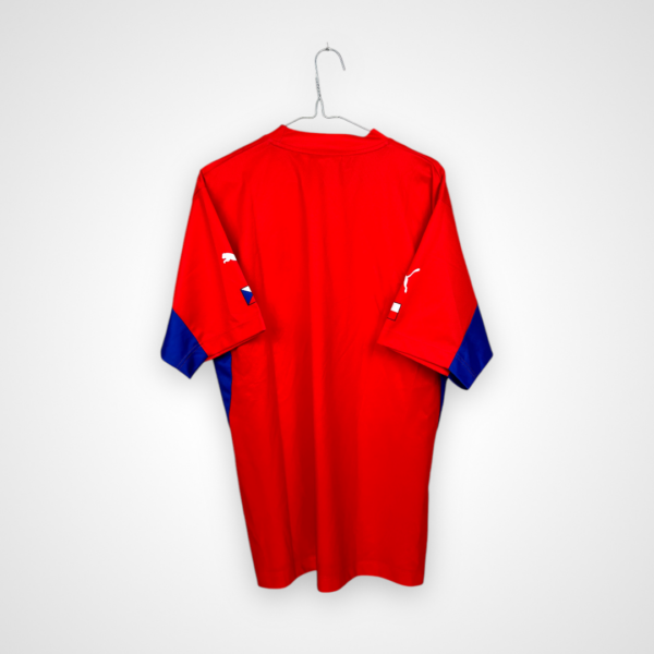 Koszulka piłkarska Czechy, 2002/04 Home, stan bardzo dobry - jedno mikro zaciągnięcie.- widok z tyłu