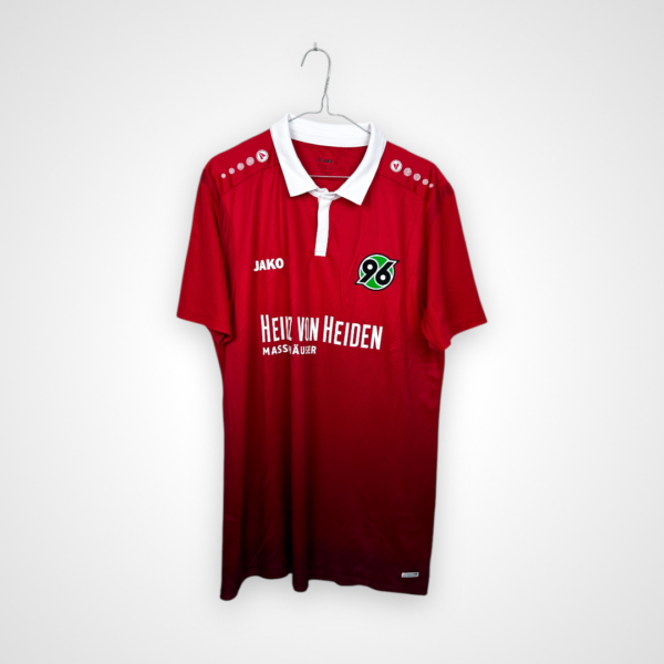 Hannover 96 football shirt, 2017/18 Home, very good condition - slight amount of micro stitching.