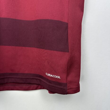 IMG_3990 FC Nürnberg Fußballtrikot, 2011/12 Auswärts, sehr guter Zustand - leicht eingerissene Rückennummer - siehe extra 5