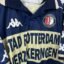 Feyenoord Rotterdam Fußballtrikot, 2000/01 Away, guter Zustand - geschnitten Größe Tag im Nacken, ein paar Mikro-Züge und ein leichter Fleck auf der Rückseite.Ansicht
