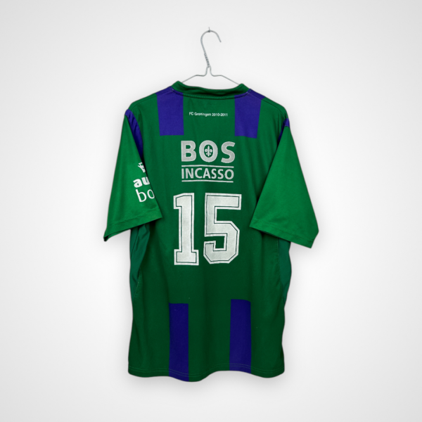 Koszulka piłkarska FC Groningen, 2010/11 Away, stan dobry - zauważalna ilość mikro zaciągnięć.- widok z tyłu
