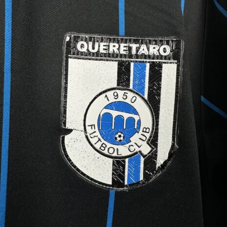 IMG_6987 Koszulka piłkarska Queretaro FC, 2015/16 Home, stan zadowalający - uszkodzony herb klubowy oraz znaczna ilość mikro zaciągnięć.- widok dodatkowy 4