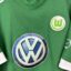 VFL Wolfsburg Fußballtrikot, 2005/06 Home, guter Zustand - leicht beschädigter Sponsorenaufdruck auf der Vorderseite - siehe extra 3