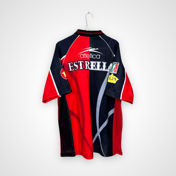 Atlas FC Fußballtrikot, 1998 Home, zufriedenstellender Zustand - erhebliche Anzahl von Mikrodehnungen und einige ziemlich große auf der Vorderseite - Rückansicht