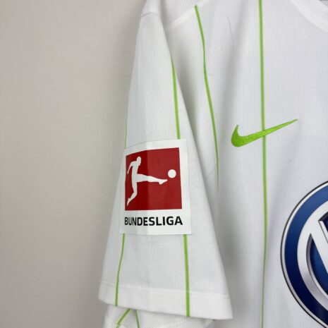 IMG_0776 VFL Wolfsburg Fußballtrikot, 2016/17 Dritter, sehr guter Zustand - leicht verschmutzte Rückennummern - siehe extra 5