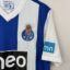 FC Porto Fußballtrikot, 2011/12 Home, sehr guter Zustand - leichte Micro-Pulls und gewaschener Druck im Nacken.