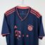 FC Bayern München Fußballtrikot, 2019/20 Dritter, sehr guter Zustand - Nahaufnahme der Vorderseite