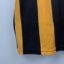 Cambridge United FC Fußballtrikot, 2007/08 Home, befriedigender Zustand - genähter Stoff auf der Vorderseite und erhebliches Ziehen am Ärmel.zusätzliche Ansicht 6