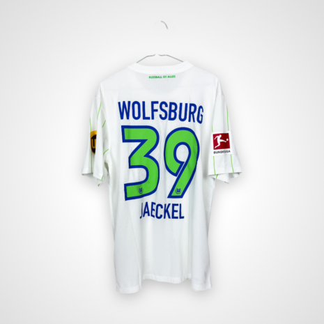 VFL Wolfsburg Fußballtrikot, 2016/17 Dritter, sehr guter Zustand - leicht verschmutzte Nummern auf dem Rücken.