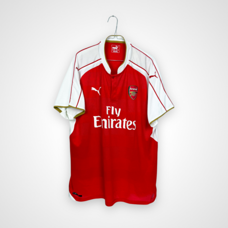 Arsenal FC football shirt, 2015/16 Home, very good condition - one micro pull on sleeve.