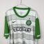 Celtic FC Fußballtrikot, 2011/12 Away, sehr guter Zustand - ein paar Mikroflecken auf dem Rücken und kleine Zerrungen am Ärmel - Nahaufnahme der Vorderseite