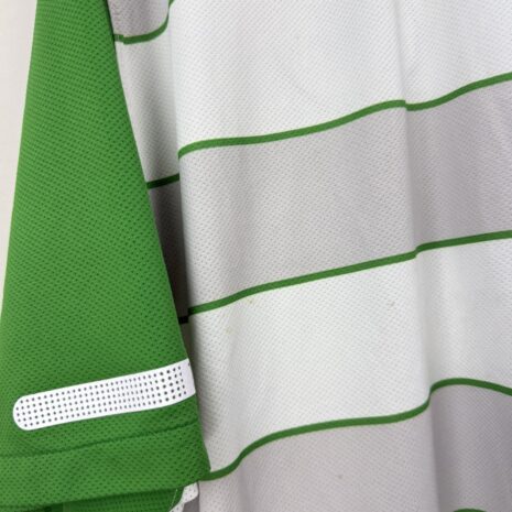 IMG_3582 Celtic FC Fußballtrikot, 2011/12 Away, sehr guter Zustand - ein paar Mikroflecken auf dem Rücken und kleine Zerrungen am Ärmel - siehe extra 7