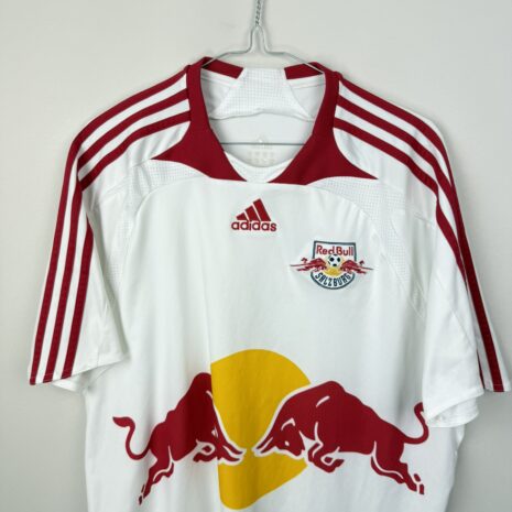 IMG_3601 Red Bull Salzburg Fußballtrikot, 2007/09 Home, sehr guter Zustand - ein paar Mikroflecken auf dem Ärmel - Rückansicht