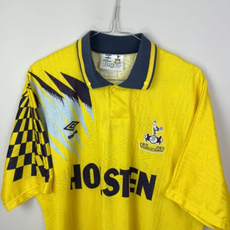 IMG_3712 Tottenham Hotspur FC Fußballtrikot, 1991/94 Away, ausgezeichneter Zustand - Nahaufnahme der Vorderseite