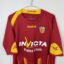 Koszulka piłkarska RC Lens, 2009/10 Home, stan dobry - kilka mikro zaciągnięć oraz starta nalepka z rozmiarem na karku.- zbliżenie na front