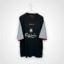Liverpool FC Fußballtrikot, 2002/03 Away, zufriedenstellender Zustand - auffallend viele Mikronähte im gesamten Trikot, getragener Größenaufkleber auf der